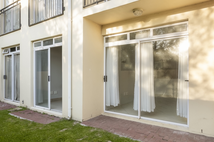 2 Bedroom Property for Sale in Gordons Bay Central Western Cape